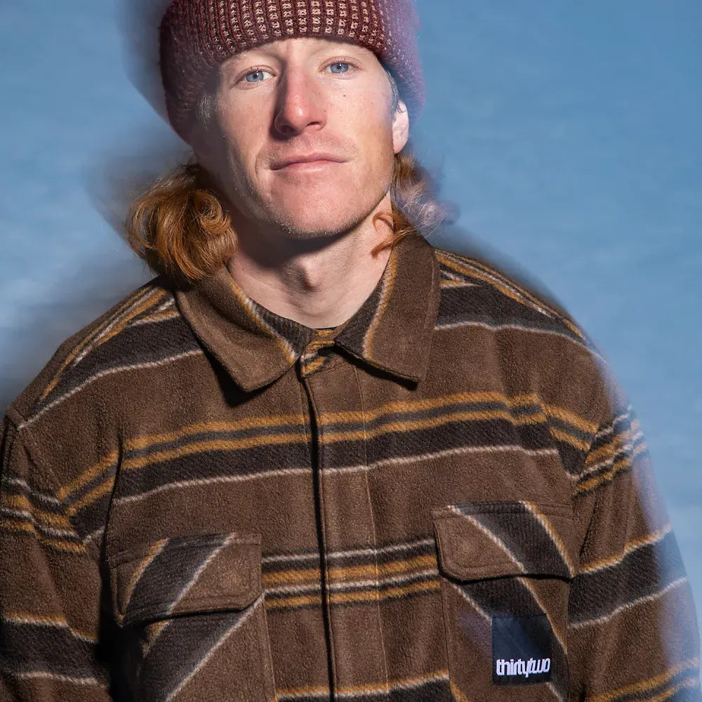 Rest Stop x Visintainer Shirt Novelty Tobacco | thirtytwo EU Novelty Fleece ThirtyTwo Snowboard gear boots and bindings