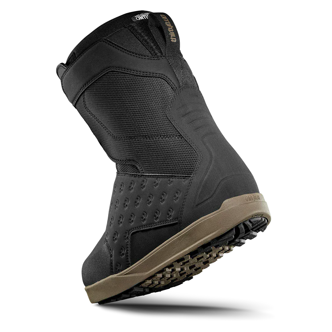 Lashed Double Boa® Snowboard Boots Black/Gum | thirtytwo EU Boots ThirtyTwo Snowboard gear boots and bindings