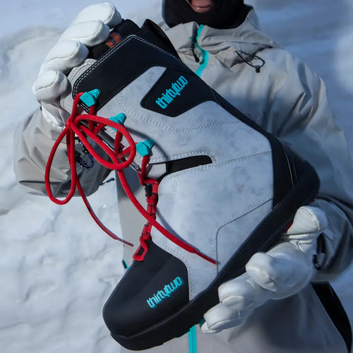 Lashed x Fava Snowboard Boots Black/Blue | thirtytwo EU Boots ThirtyTwo Snowboard gear boots and bindings