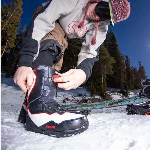 Men's TM - 2 Boa® x Hansen Boots Black/White | thirtytwo EU Boots ThirtyTwo Snowboard gear boots and bindings