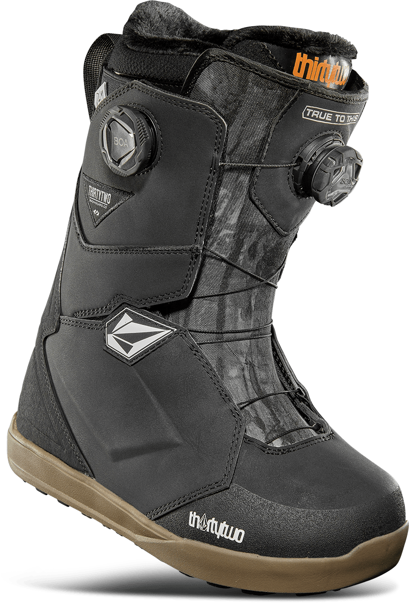 WOMEN'S LASHED DOUBLE BOA® X VOLCOM SNOWBOARD BOOTS Boots ThirtyTwo Snowboard gear boots and bindings