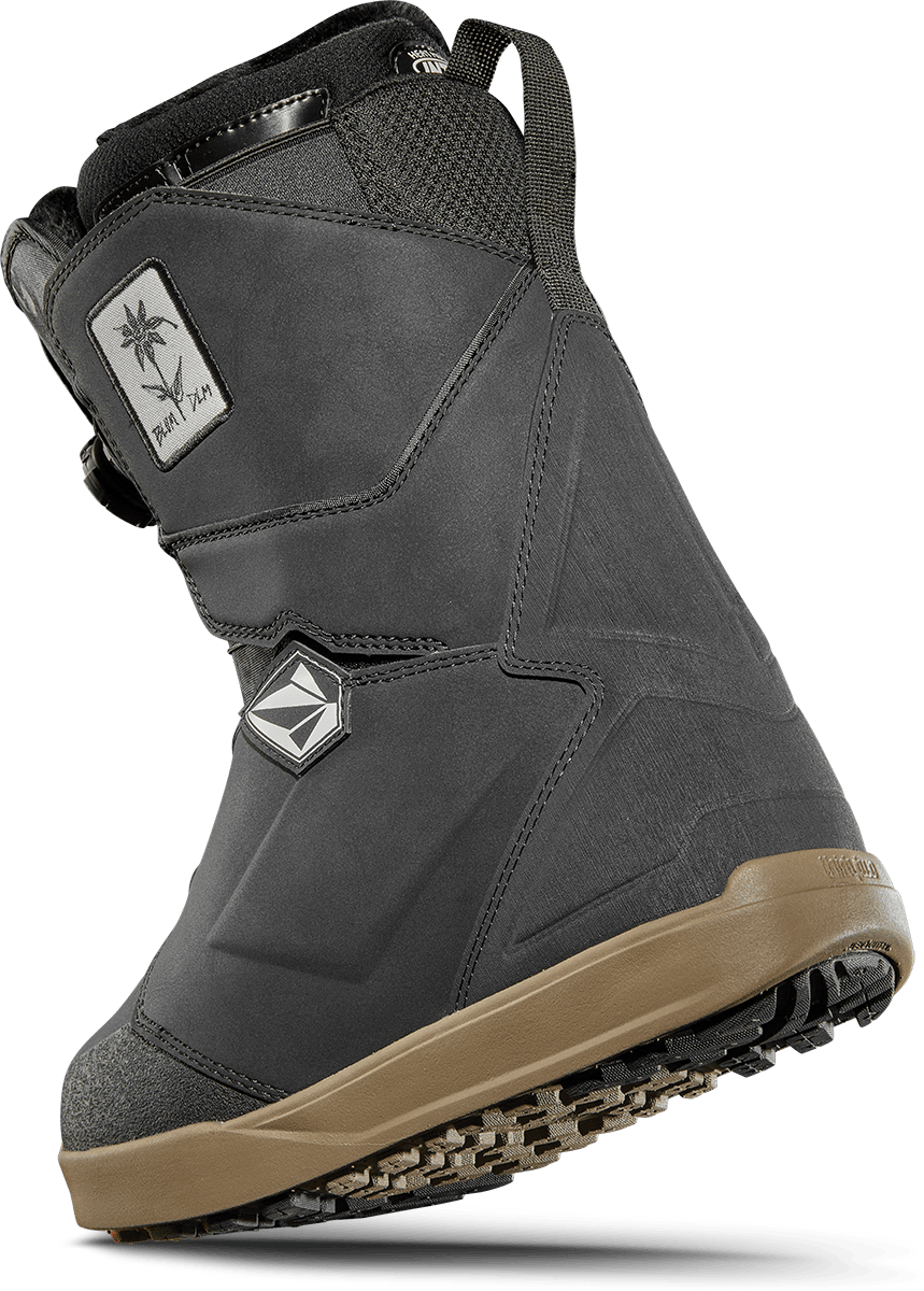 WOMEN'S LASHED DOUBLE BOA® X VOLCOM SNOWBOARD BOOTS Boots ThirtyTwo Snowboard gear boots and bindings
