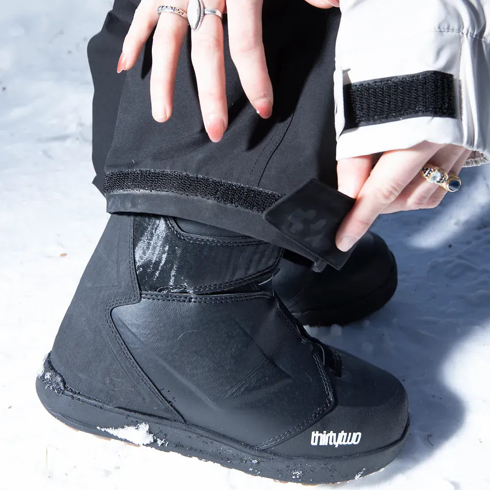Women's Sweeper Non-Insulated Pants Black | thirtytwo EU Non-Insulated Pants ThirtyTwo Snowboard gear boots and bindings