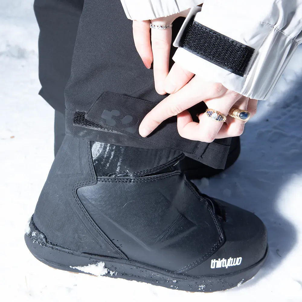 Women's Sweeper Non-Insulated Pants Black | thirtytwo EU Non-Insulated Pants ThirtyTwo Snowboard gear boots and bindings