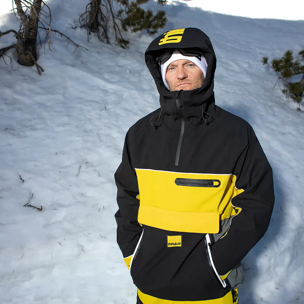 Light x Walker Anorak Jacket Black/Yellow | thirtytwo EU Non-Insulated Jacket ThirtyTwo Snowboard gear boots and bindings