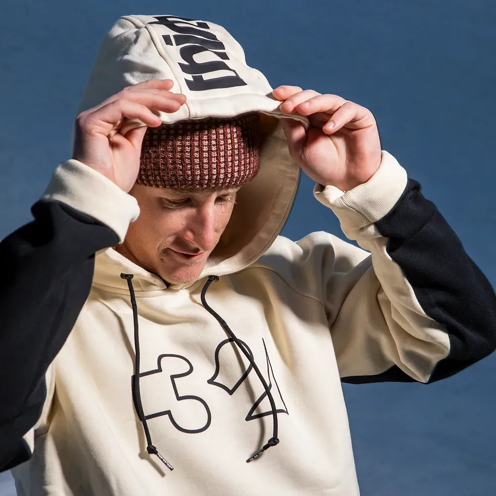Team Tech x Visintainer Hoodie Off White | thirtytwo EU Screen Hooded Fleece ThirtyTwo Snowboard gear boots and bindings
