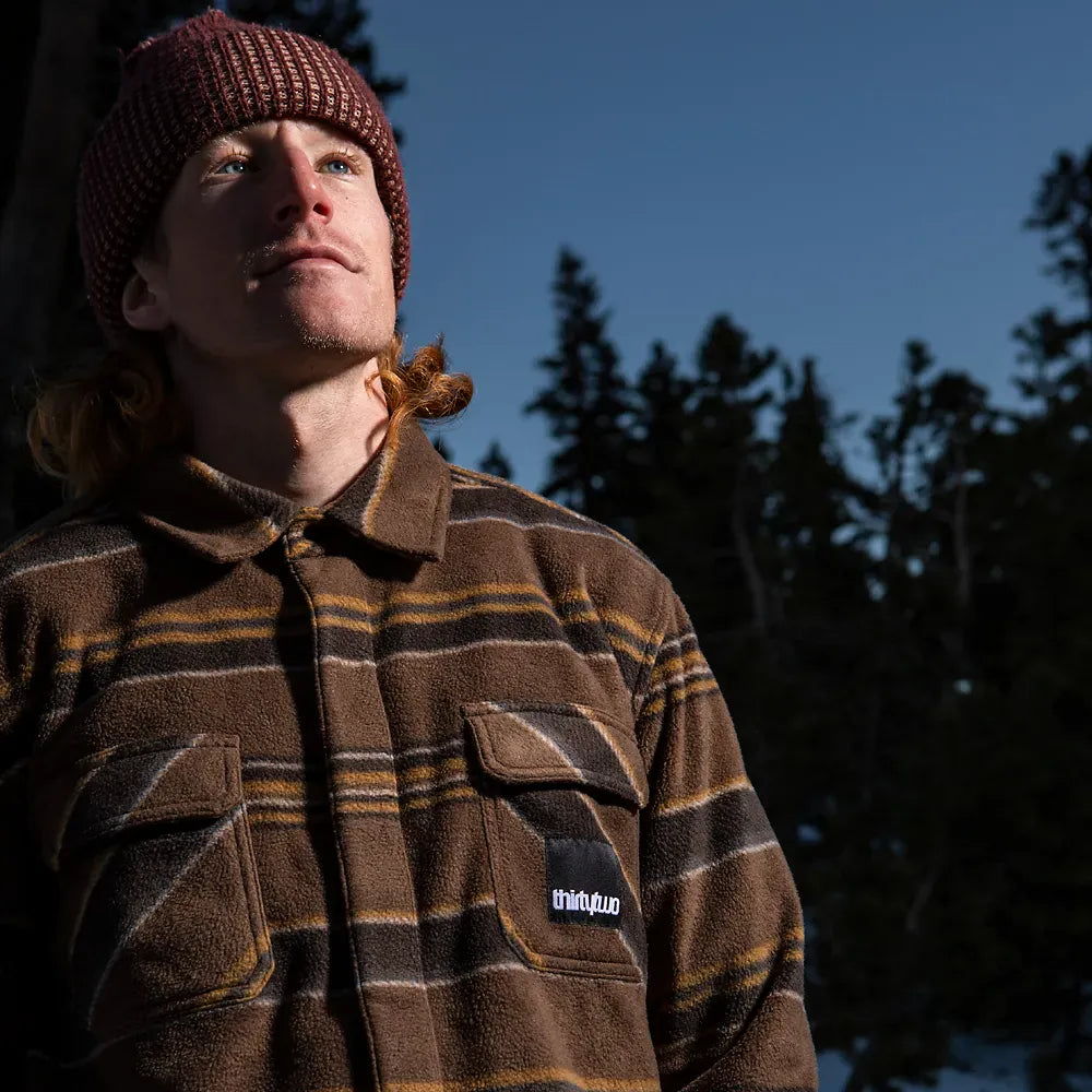 Rest Stop x Visintainer Shirt Novelty Tobacco | thirtytwo EU Novelty Fleece ThirtyTwo Snowboard gear boots and bindings