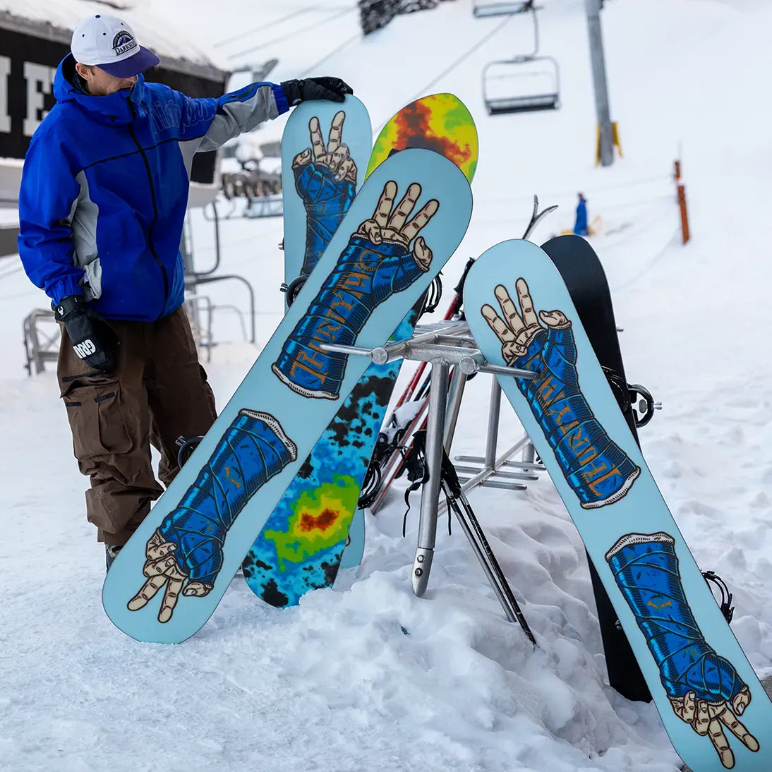 Snowboard Middle Earth Pro Limited Edition | thirtytwo Europe Snowboards ThirtyTwo Snowboard gear boots and bindings