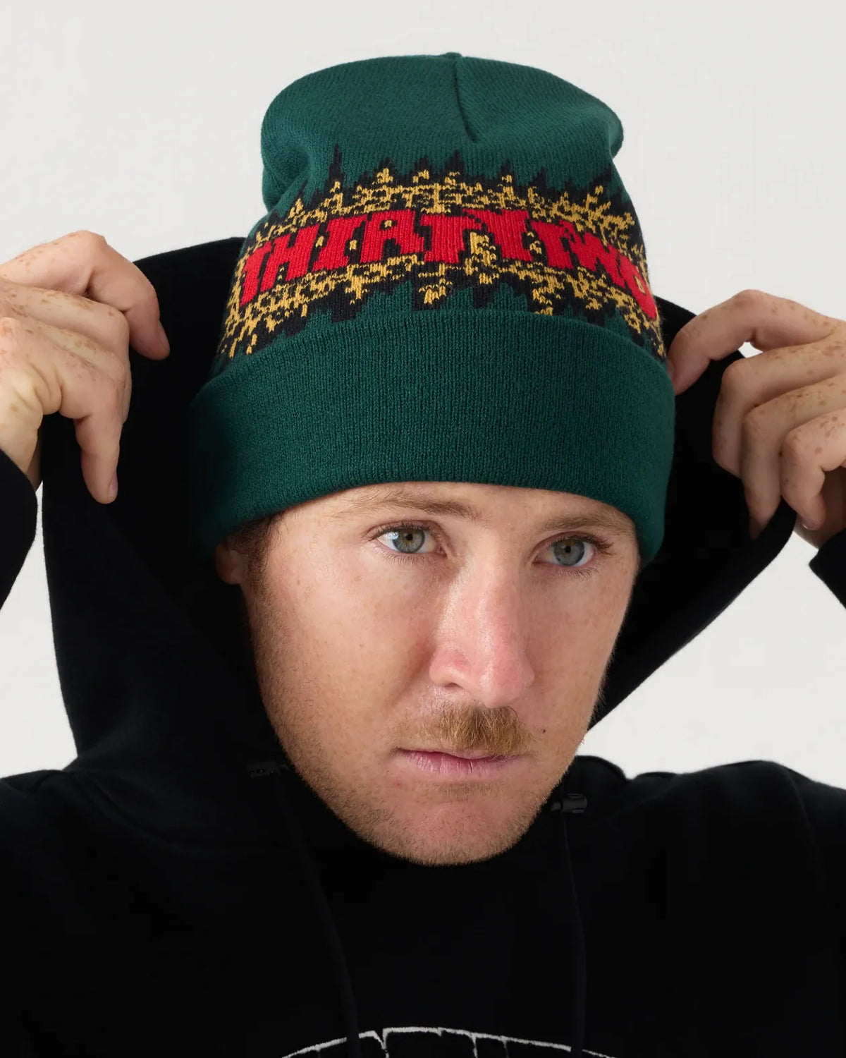 LEOPARD BEANIE Accessories Thirtytwo FORREST Snowboard gear boots and bindings T.27.BEM.LPB.351.OS.1 7630961809089