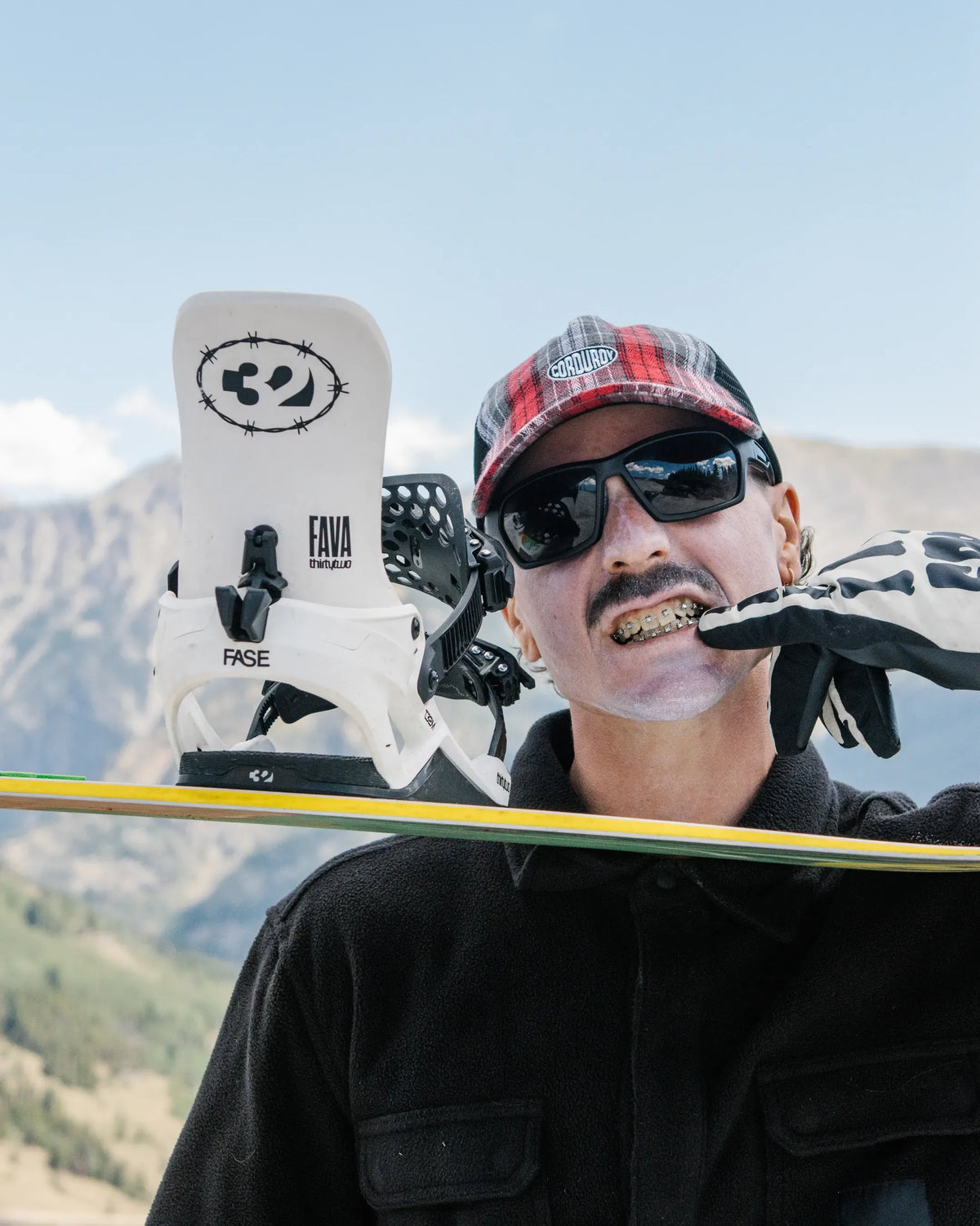 T32M Fava FASE Bindings Thirtytwo Snowboard gear boots and bindings