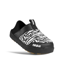 Black White Volcom color