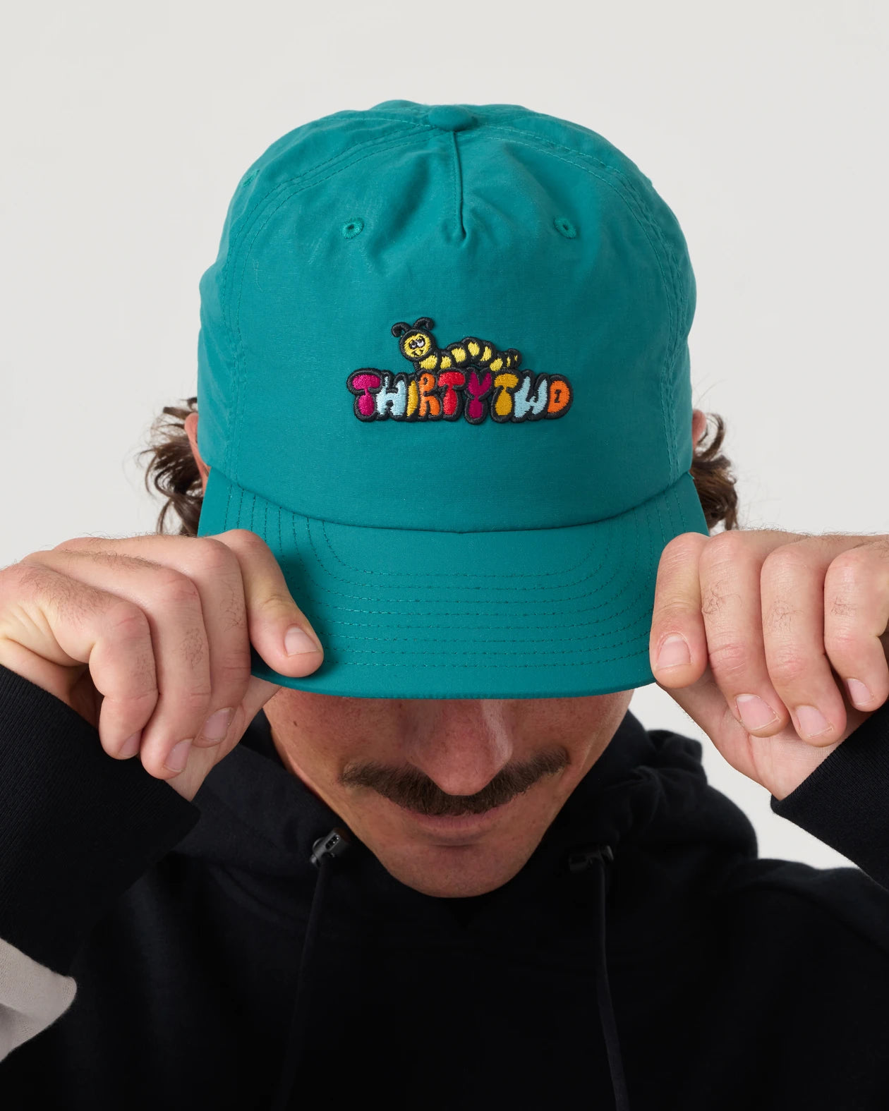 T32M SNAPBACK