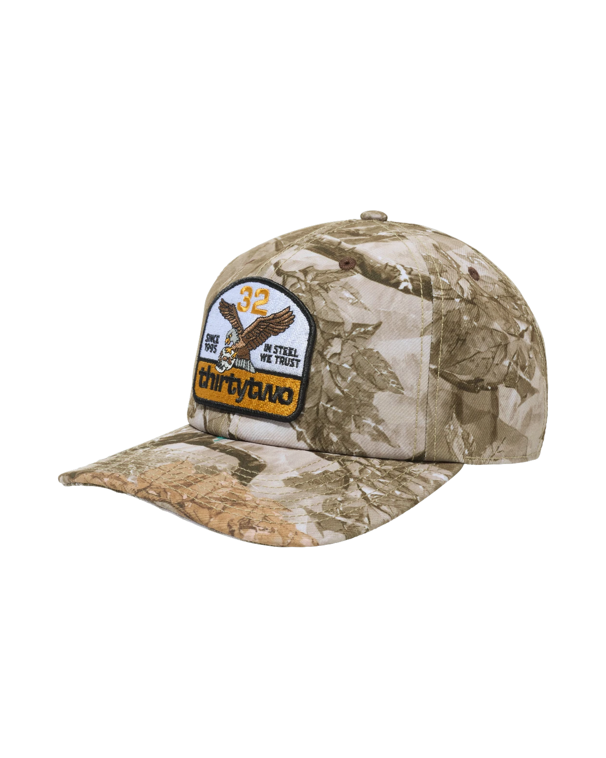32 SNAPBACK