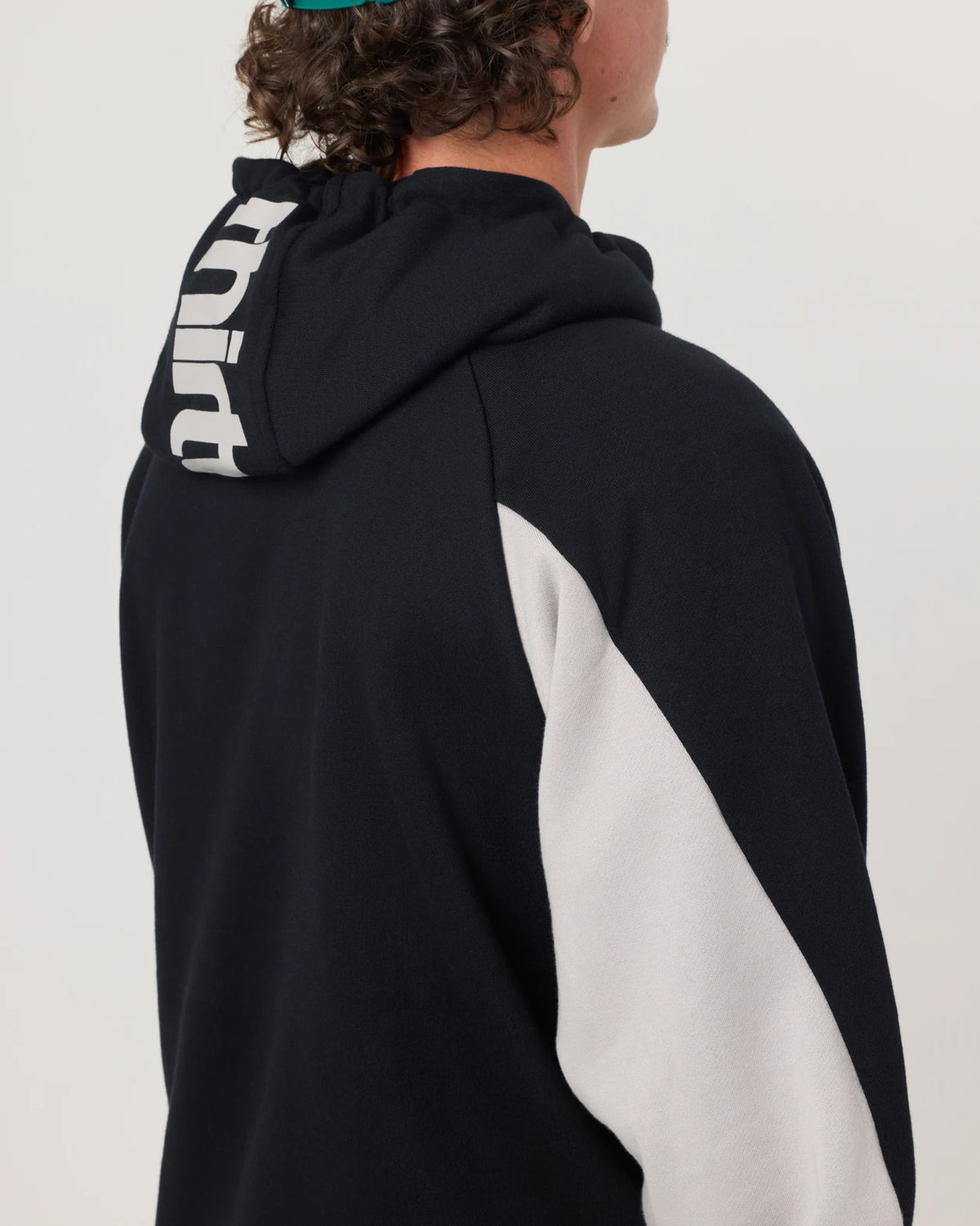 T32M TECH HOODIE