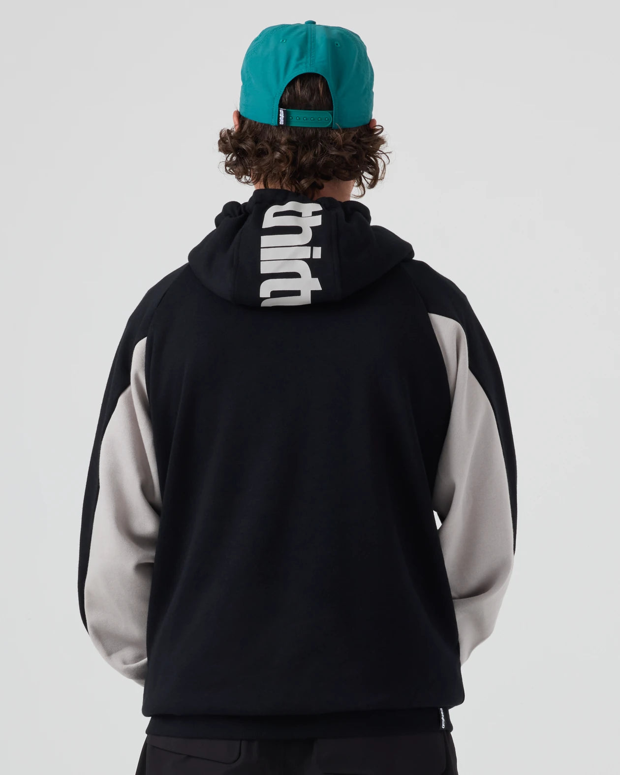 T32M TECH HOODIE