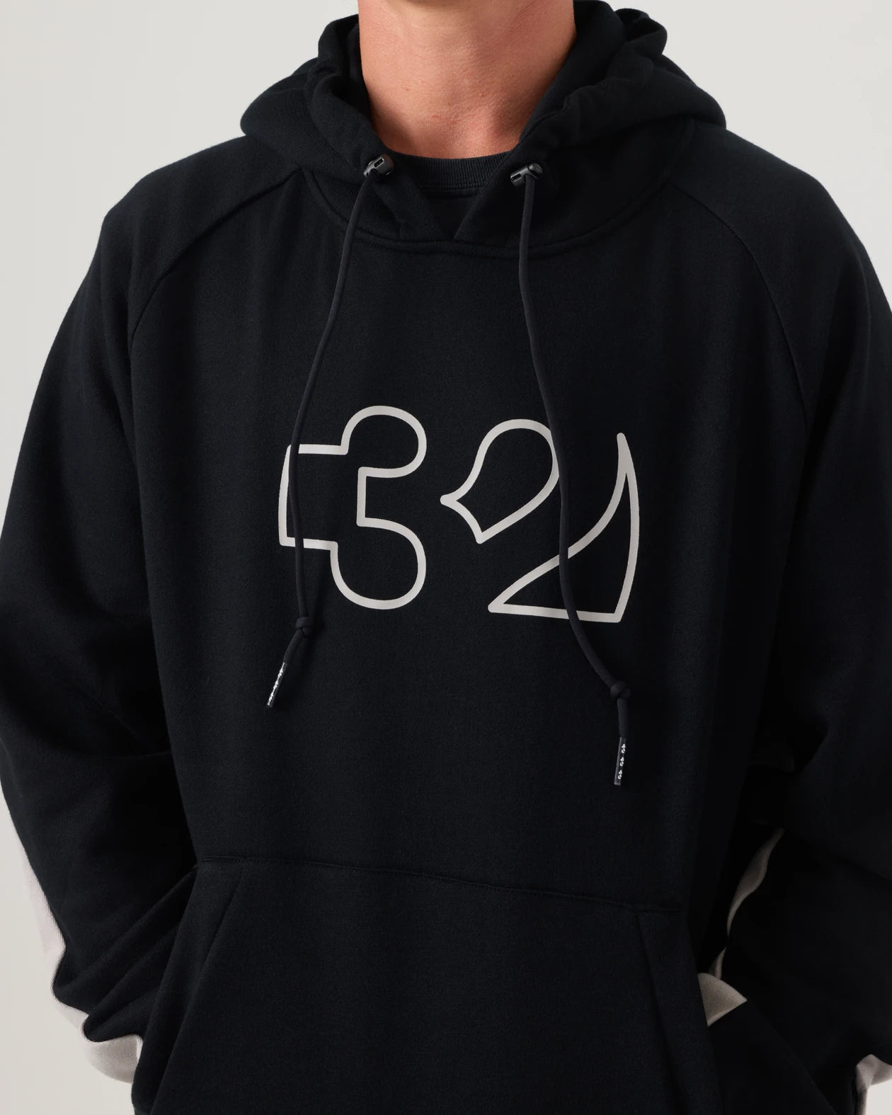 T32M TECH HOODIE
