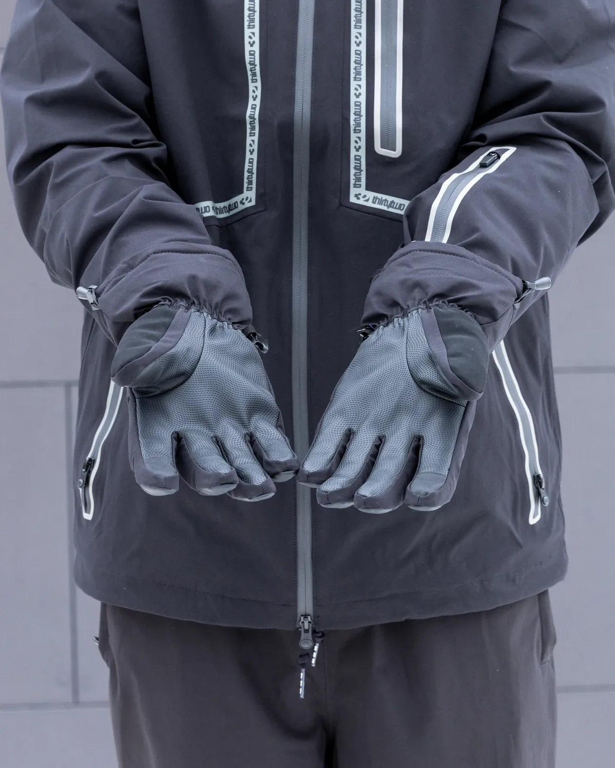 LASHED GLOVE Gloves Thirtytwo Snowboard gear boots and bindings