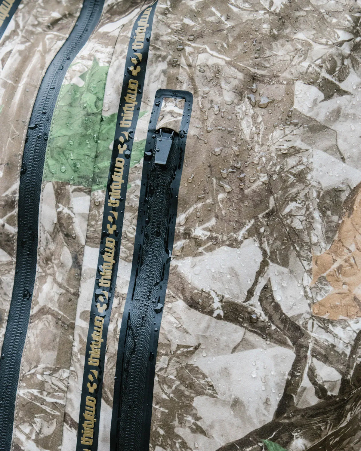 GRASSER JACKET Outerwear Thirtytwo Snowboard gear boots and bindings
