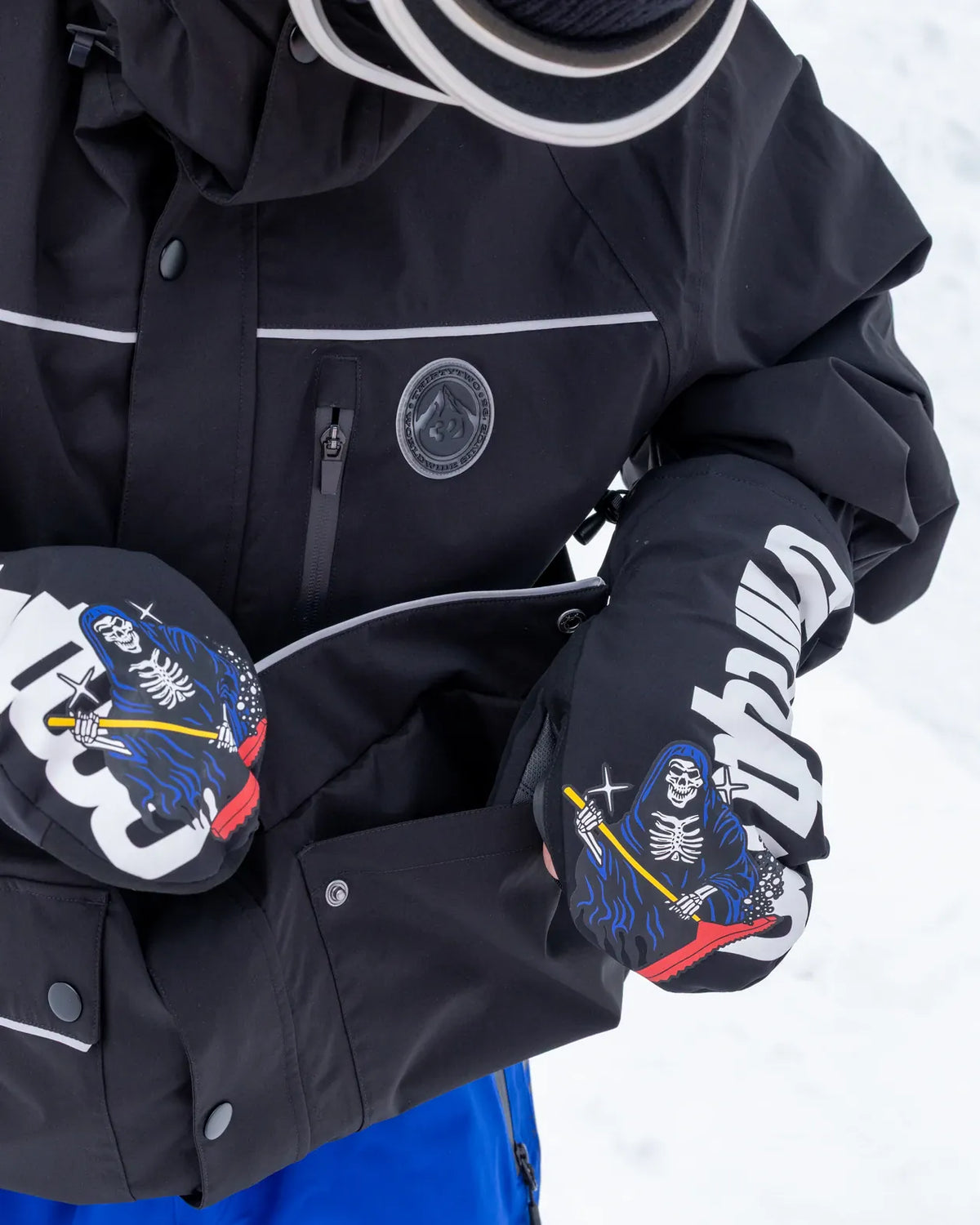INTROVERT JACKET Outerwear Thirtytwo Snowboard gear boots and bindings
