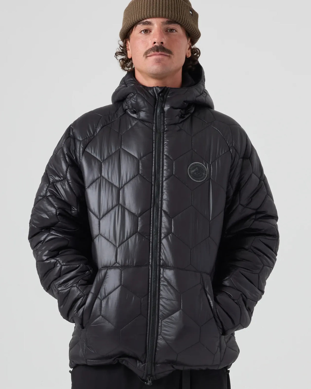 PYLON PUFFER Apparel Lifestyle Thirtytwo Snowboard gear boots and bindings