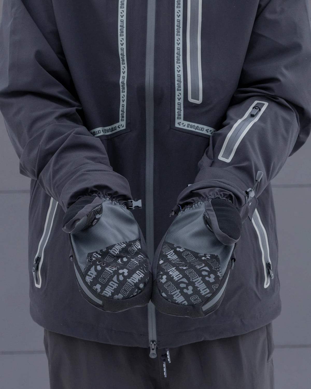 CORP MITT XLT