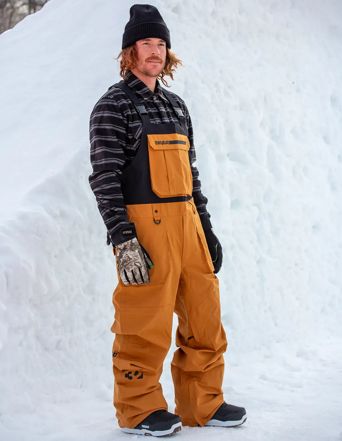Basement Bib Outerwear Thirtytwo Snowboard gear boots and bindings
