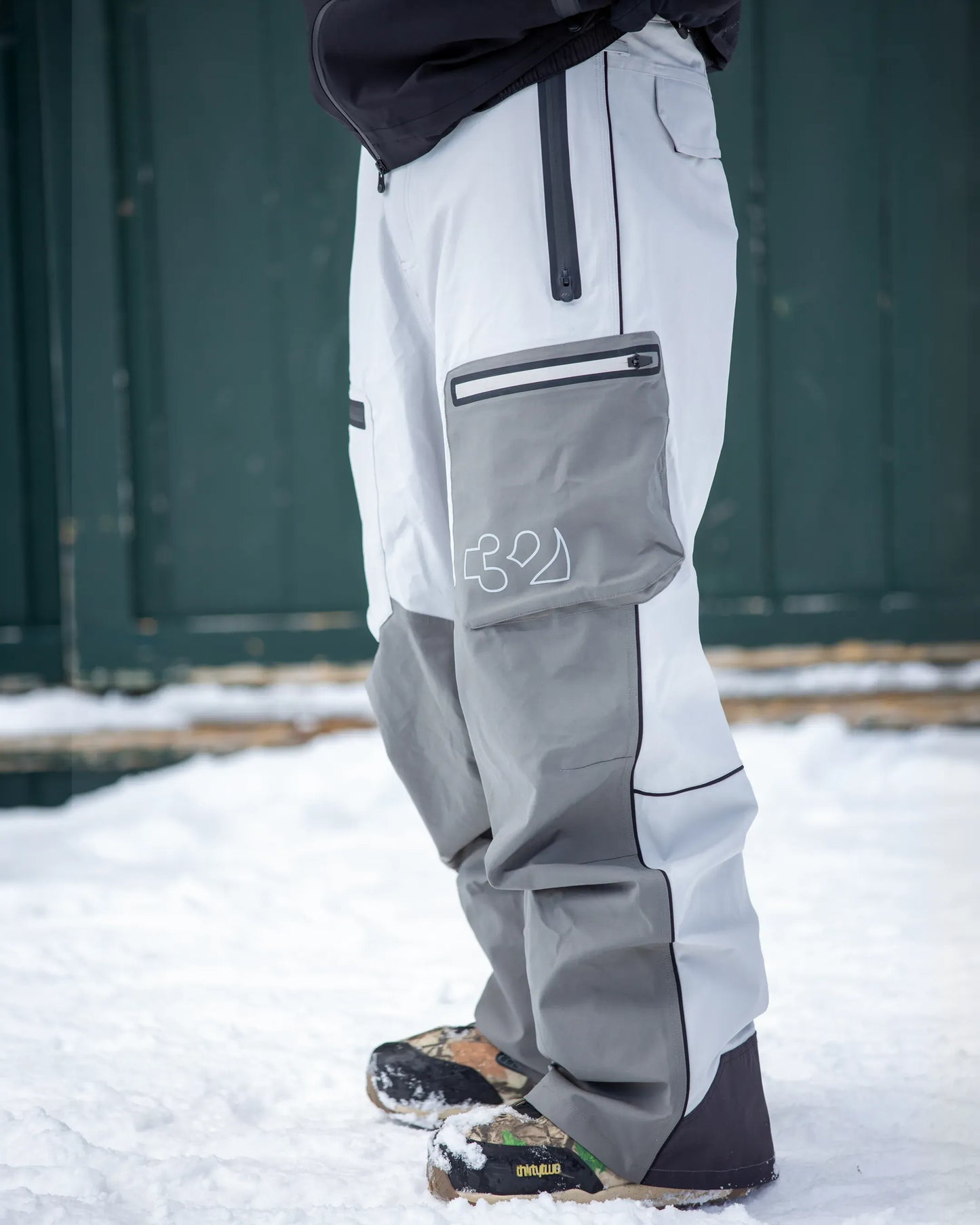 T32M RECYCLED PANT Outerwear Thirtytwo Snowboard gear boots and bindings