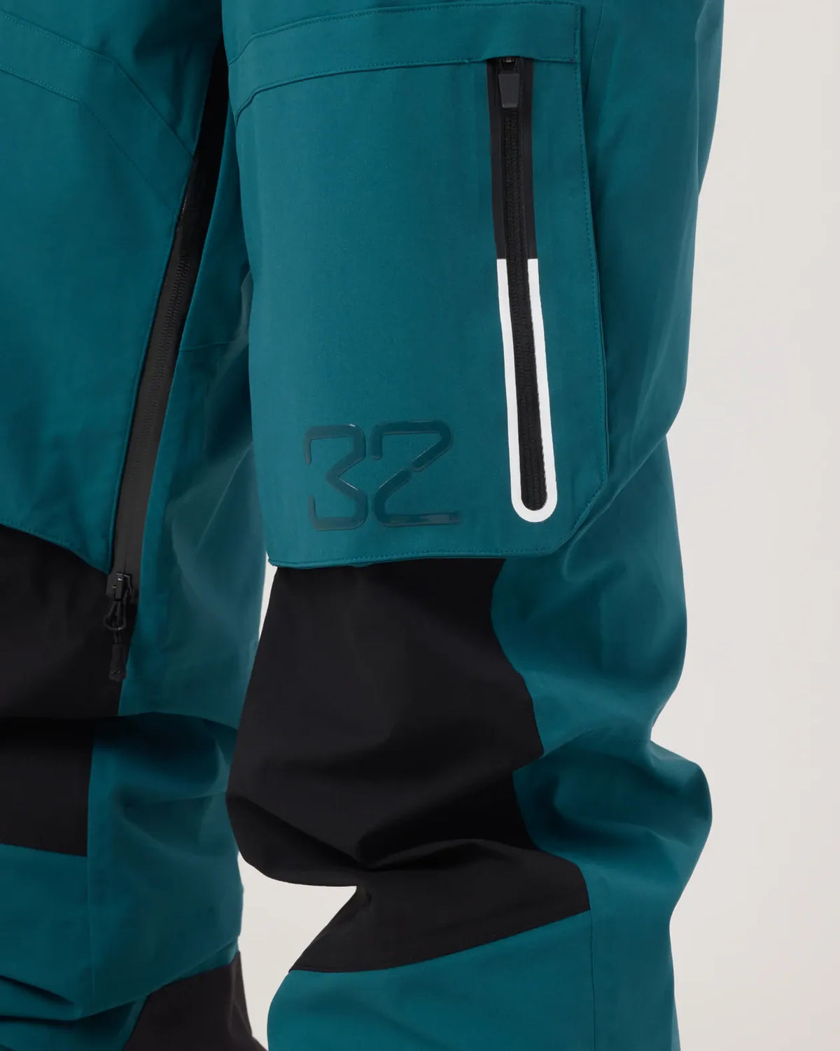 T32M-XLT RECYCLED PANT Outerwear Thirtytwo Snowboard gear boots and bindings